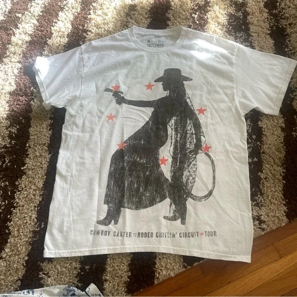 Beyoncé Cowboy Carter Tour Shirt – Size M - Picture 6 of 7